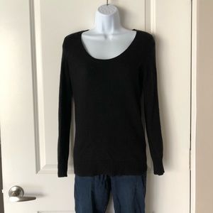 Women's Old Navy Black Scoopneck Sweater XS